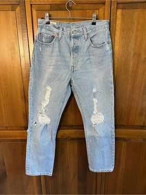 Levi's 501 Light Blue Distressed Women’s Jeans